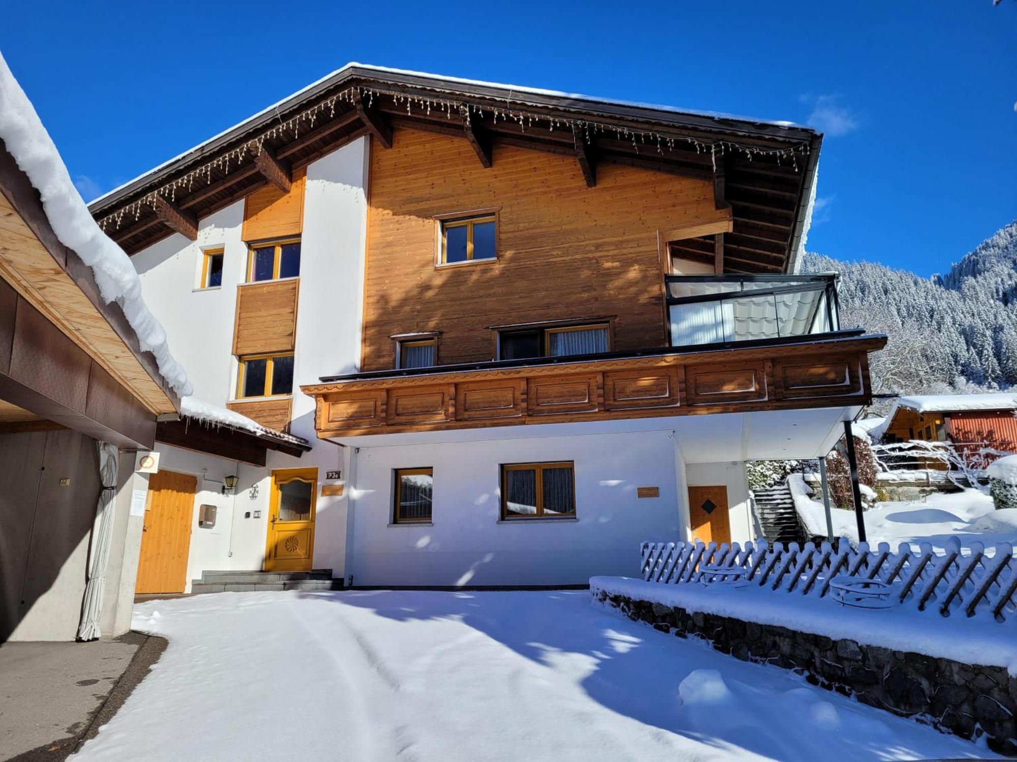 Appartement Alpenglueck Montafon à Sankt Gallenkirch Extérieur photo